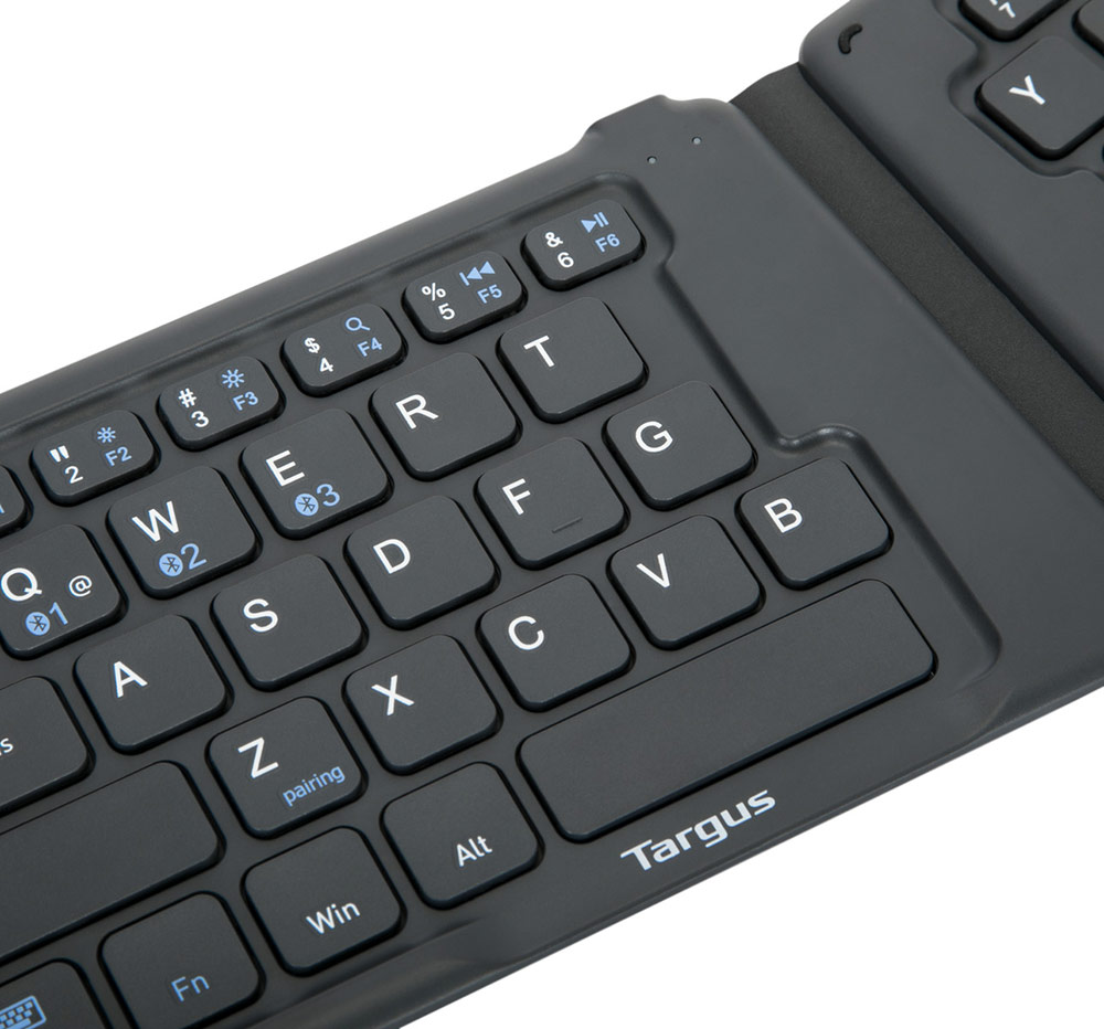 AKF003ES TARGUS                                                       | TECLADO ERGONOMICO TARGUS ANTIMICROBIANO PLEGABLE NEGRO                                                                                                                                                                                                   